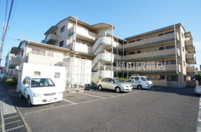 シャトルハルタの外観画像