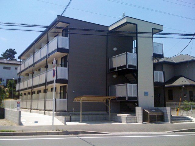 レオパレスリョーヒーナの外観画像