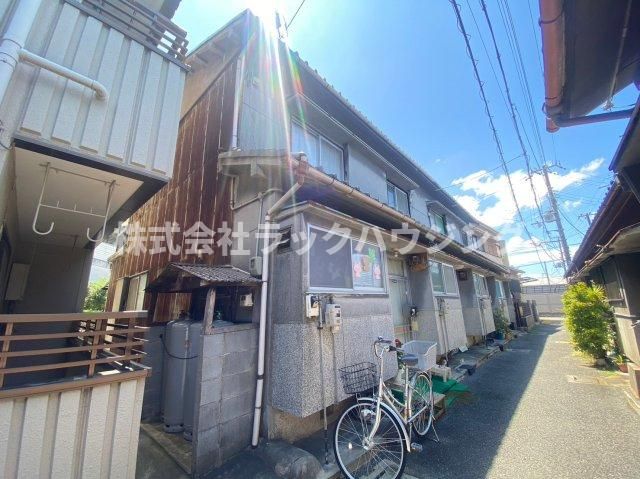 三ツ島2丁目テラスハウスの外観画像