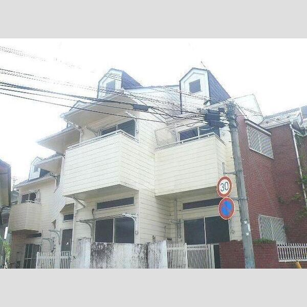 レオパレス三百人町の外観画像