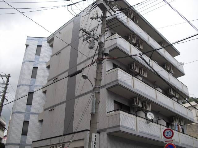 ハイネス生田の外観画像