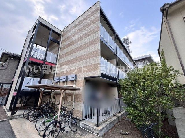 レオパレスラルマン 福岡町の外観画像