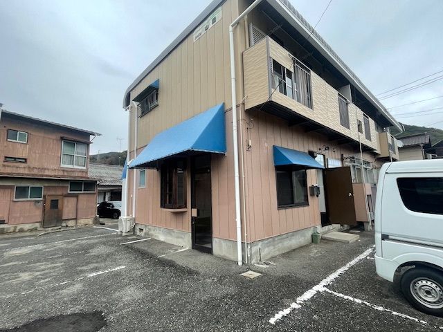 ハイツ山岡 西の外観画像