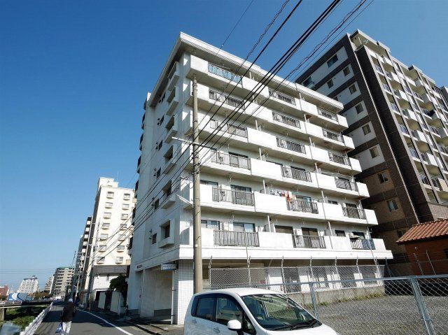 第一岡部ビルの外観画像