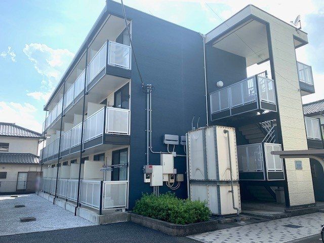 レオパレスボヌール久喜の外観画像
