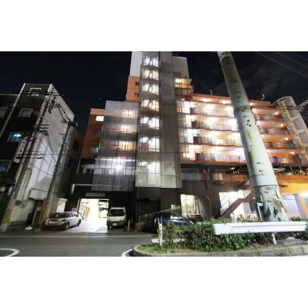 エヌエムセーズの外観画像
