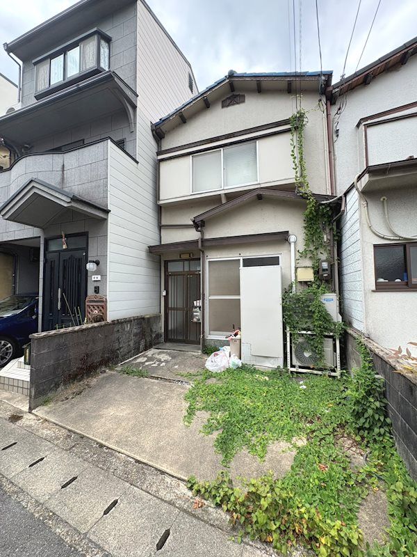 山科区小山北溝町貸家の外観画像