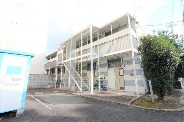 レオパレス新大宮の外観画像