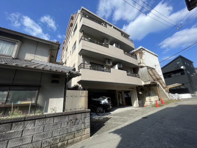カーサ東中央の外観画像