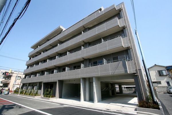 ロイヤルパレスの外観画像