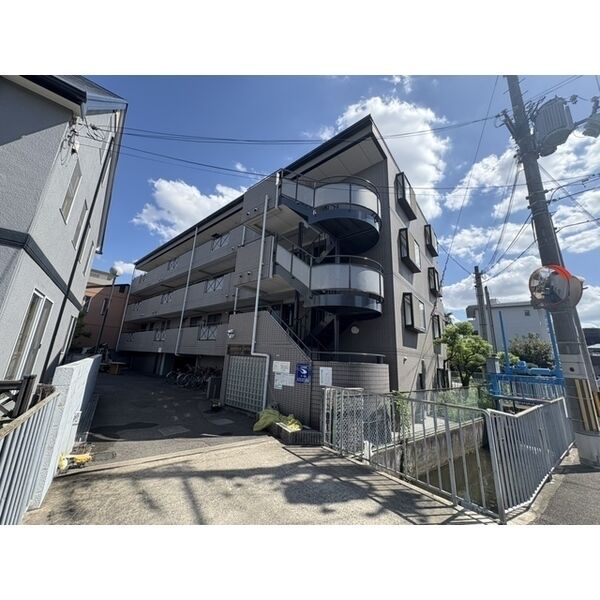 センチュリー摂津の外観画像