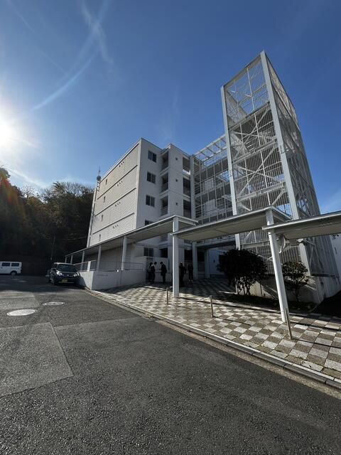ベルヴィ能見台A棟の外観画像
