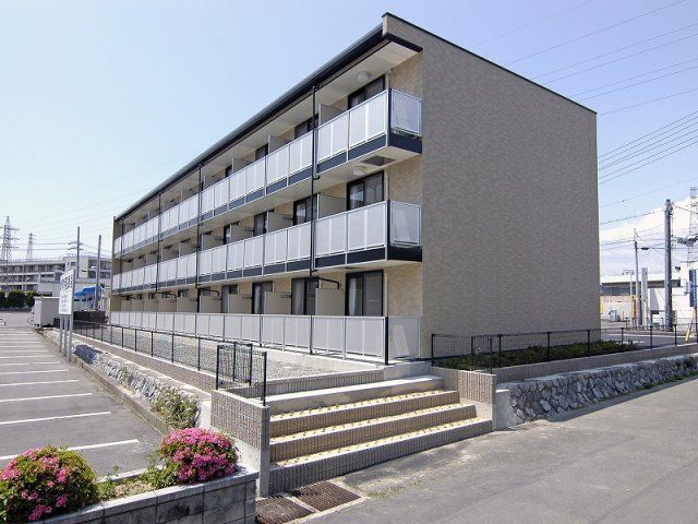 レオパレスさくら館の外観画像