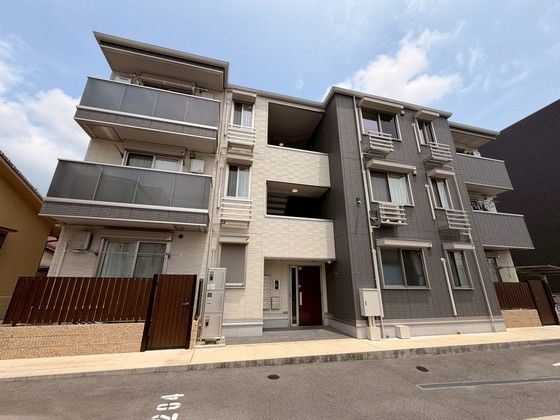 スカイ長束の外観画像