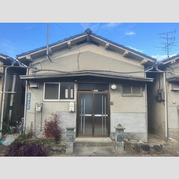 倉治4丁目奥西借家(東端2号)の外観画像
