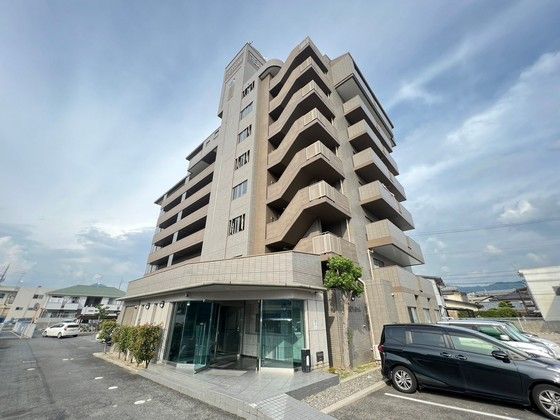 トレゾア西原の外観画像