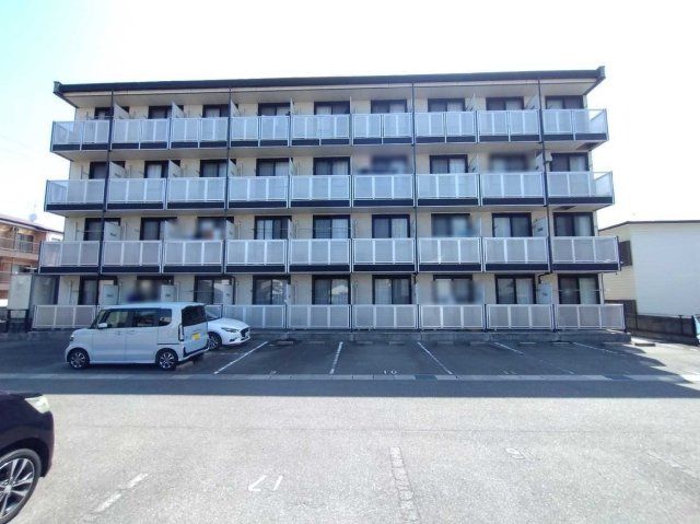 レオパレスフォンテーヌ高松の外観画像
