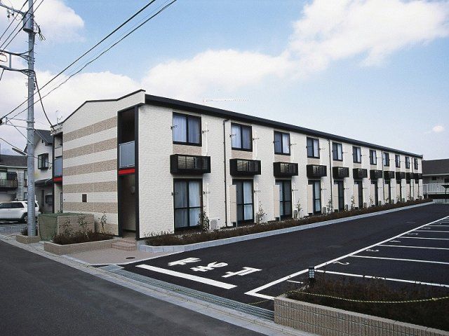 レオパレスポポーの外観画像