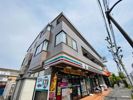 スリーストンハイツの外観画像