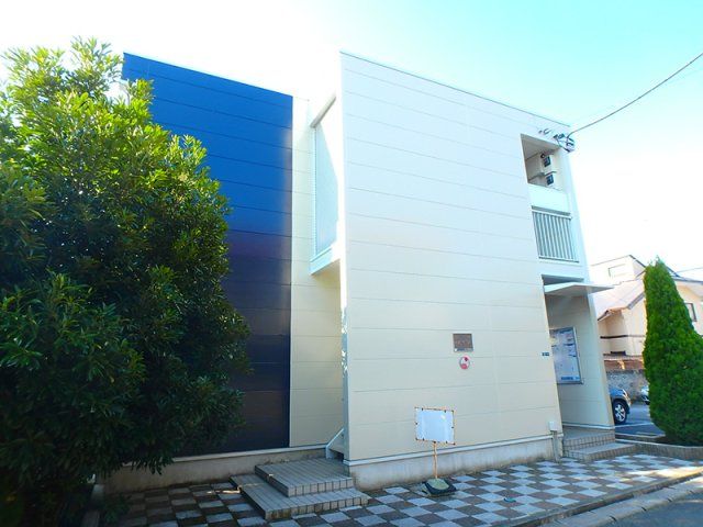 レオパレス曽谷2丁目の外観画像