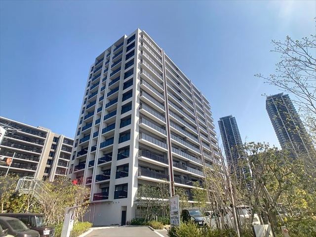 照葉オーシャンステージWEST棟の外観画像