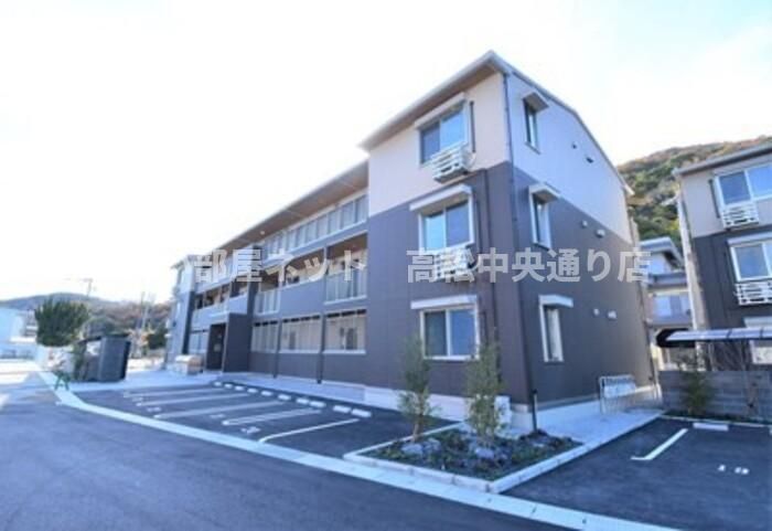 J.リヴェール高松西宝町 C棟の外観画像