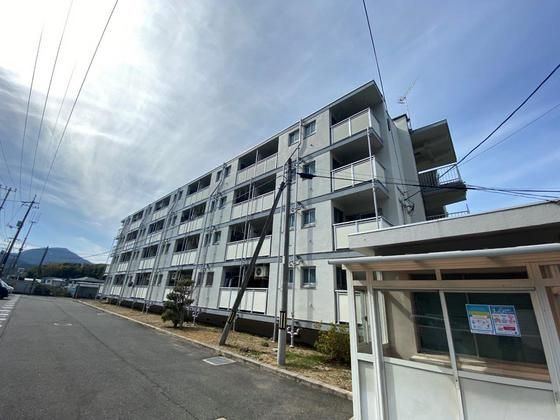 ビレッジハウス下更地1号棟の外観画像