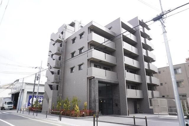 ルーブル志村坂上の外観画像