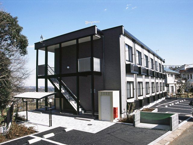 レオパレスネスト鳶尾の外観画像