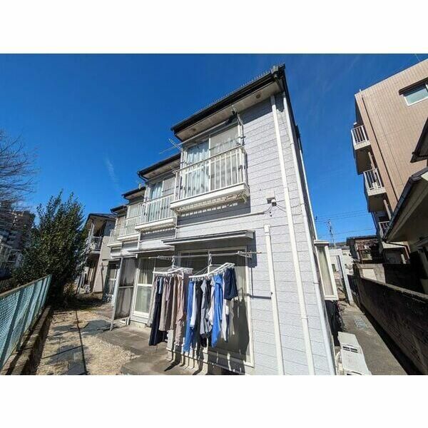 アデューサの外観画像