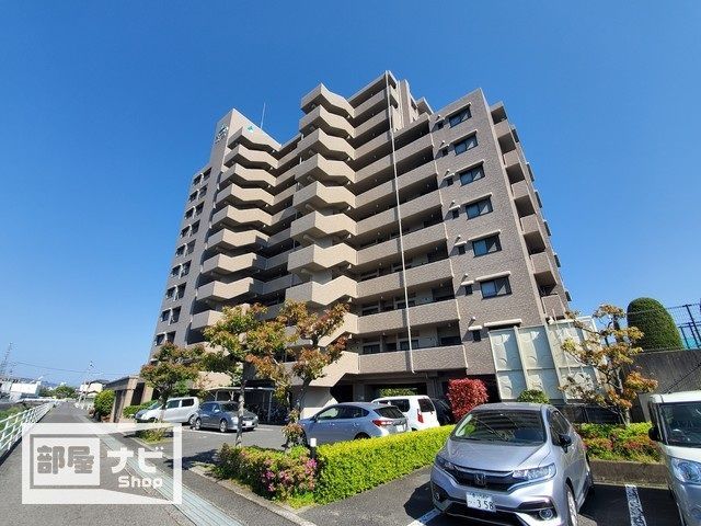 サーパス三条の外観画像