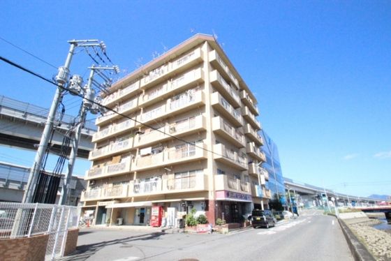 東洋コーポラスの外観画像
