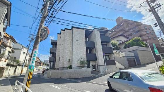 SPRING AOSAKIの外観画像