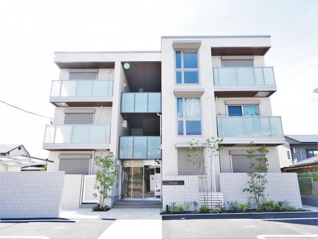 クレスティークの外観画像