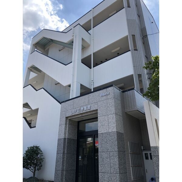 ライフ参番館の外観画像