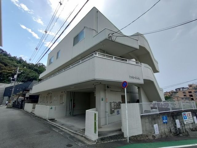 ファミール牛田の外観画像