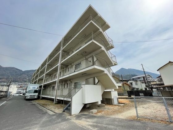 ビレッジハウス中野2号棟の外観画像