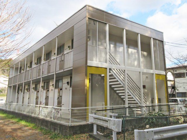 レオパレスプルミエの外観画像