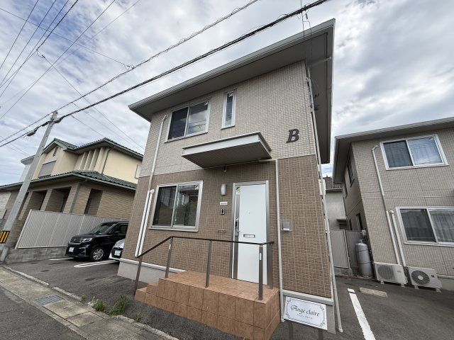 アンジュ クレール B棟の外観画像