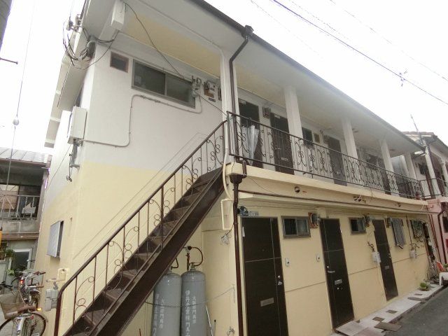 ロイヤル桜園町A棟の外観画像