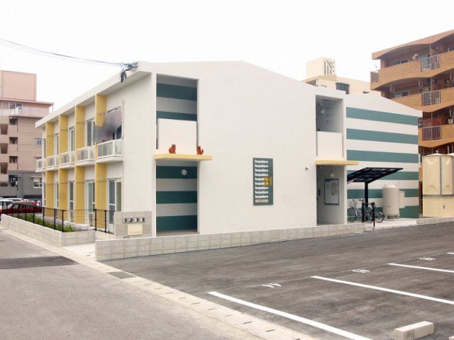 レオパレス豊見城の外観画像