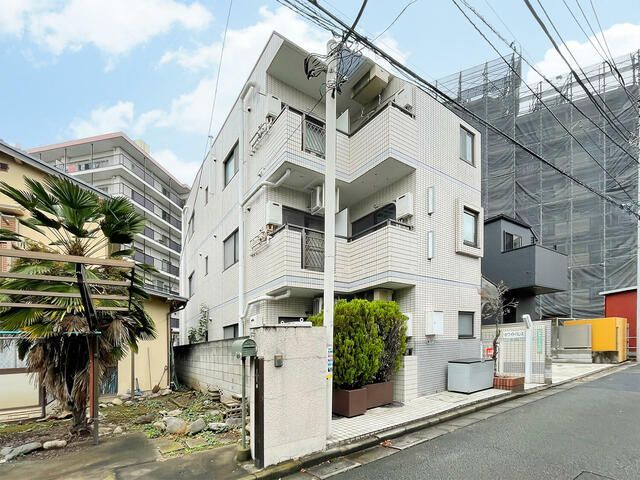 ホワイトパレスの外観画像
