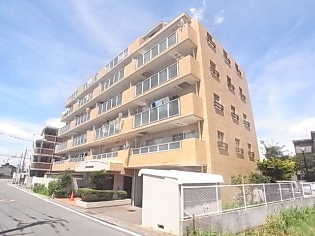 グランピア空港前の外観画像