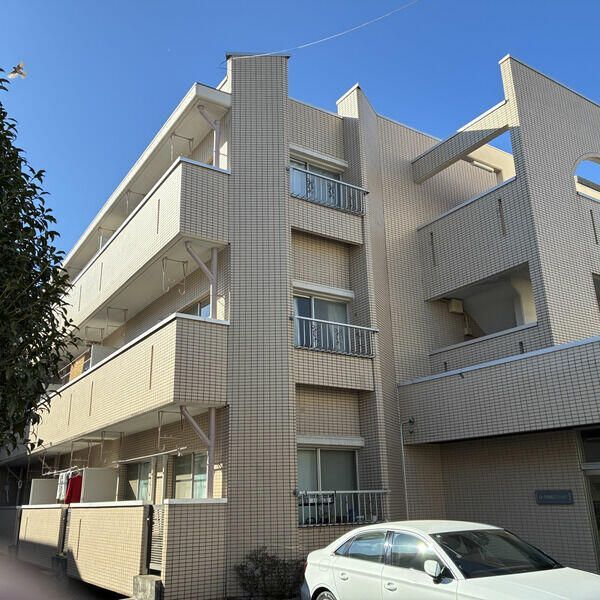 ローヤル国立マンションの外観画像