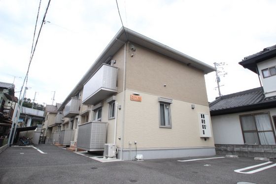 イーグル タニの外観画像