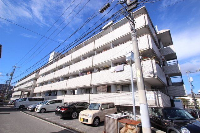 (西原)中田ビルの外観画像
