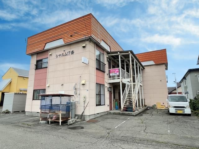 シャルム17条の外観画像