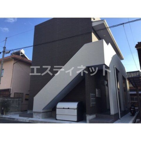 CRASTINE道徳の外観画像
