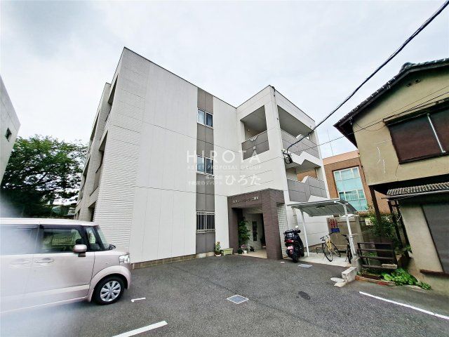 サン・フローラ 三郎丸の外観画像