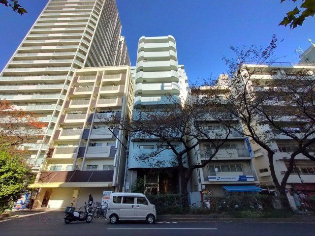 AP776 フォーラムイン・東京の外観画像
